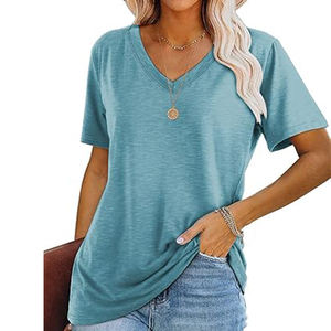 T-shirt décontracté à manches courtes et col en V pour femmes, couleur unie, broderie imprimée, logo en toile polyester - Product Image 1