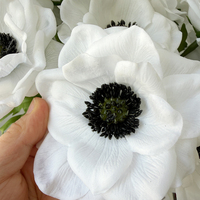 Anémones artificielles réalistes au toucher naturel, faites à la main, design moderne pour la décoration de mariage et de la fête des mères, durables et écologiques