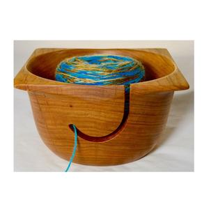 Couleur marron poussiéreux finition lisse porte-fil en bois durable forme de bol rond accessoire de tricot en bois au design unique fabriqué à la main - Product Image 2