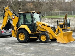 Chargeuse-pelleteuse CAT 120 d'occasion 4x4 avec godet frontal - Product Image 2