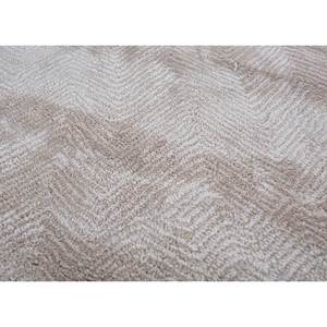 พรมขนสัตว์ผสมวิสโคสสีน้ำตาลเบจ Cera รุ่น Tnq-1317 สำหรับใช้ในบ้าน - พรมรูปสี่เหลี่ยมผืนผ้าลายเชฟรอนเนื้อนุ่ม สำหรับห้องนั่งเล่น ห้องนอน และทางเดิน - Product Image 3