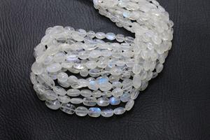 Perles de pierre de lune arc-en-ciel blanc Pierres de feu bleues ovales lisses 9X6MM & 12X9MM Approx. 15 ''pouce - Product Image 3