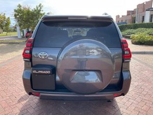 2022 To-yota Prado 2,8 GD TX Auto - Product Image 6