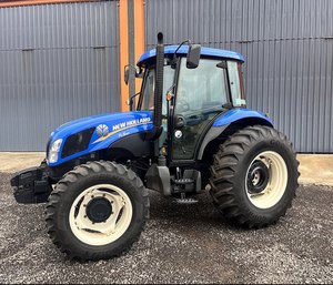 Tractor New Holland TD5.110 nuevo y popular para mini tractores 4x4. - Product Image 6