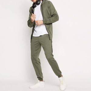 Hot Selling Men Sweat Suit High Quality Sweat Suits Long Sleeves Green Color Sweat Suits for <b>Sale</b> Made in Pakistan - Product Image 4