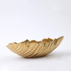 Bol de fruits secs en laiton pour bonbons chocolat plateau de nourriture sèche avec poignée en laiton forme de feuille au prix de gros - Product Image 4