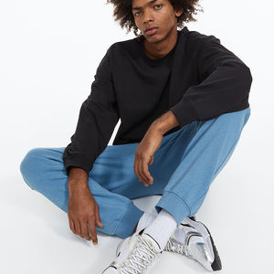 Pantalones cargo deportivos de exterior Estilo funcional con logotipo personalizado para hombre - Product Image 3