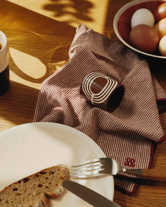 Ronds de serviette en laque chatoyante Look luxueux pour les repas de fête Vaisselle et décorations de table Fête - Product Image 3