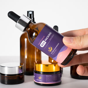 Set de Cuidado de la Piel Profesional con Botella de Vidrio Ámbar de 30 ml con Gotero para Suero y Tarro de Crema de 50 g, con Grabado Personalizado y Tapas Metálicas - Product Image 3