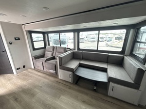 Tendance : Camping-car et caravane d'occasion Jayco1 Jay Feather 27BH 2026 - Product Image 3