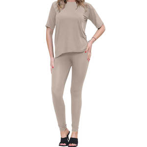 Cómodo gimnasio Activewear Mujeres Top y Legging Set OEM ODM Servicio Tela suave Yoga Gimnasio Trajes Set para damas - Product Image 1