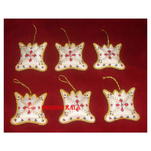 Belle artisanat personnaliser la forme avec broderie Zari dorée et ornements de conception unique perlés pour les ornements de Noël - Product Image 1