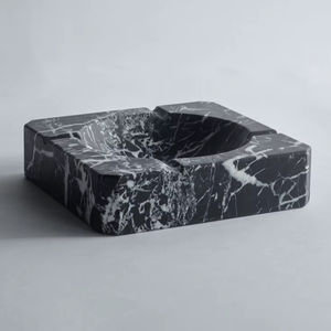 Moderno Tazón Decorativo de Resina para Servir Ensaladas de Frutas, Elegante y Estilizado, Hecho a Mano, Libre de BPA, Ecológico y Apto para Lavavajillas - Product Image 1