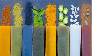 Savon aux herbes du Vietnam au curcuma et à la citronnelle Commandes en gros antibactériennes et rafraîchissantes disponibles - Product Image 5