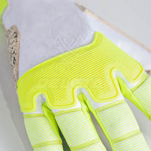 Qualité supérieure Meilleur prix Gants de gardien de but de football Gants de gardien de but de football confortables - Product Image 2