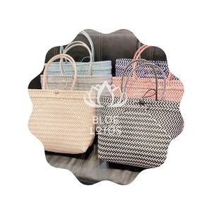 บรรจุภัณฑ์พลาสติกสีสันสดใสสำหรับขายปลีก - Product Image 1