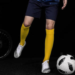 Vente en gros de chaussettes OEM Logo personnalisé Fabricant de chaussettes Chaussettes pour hommes Crew made by Dress Sports - Product Image 3