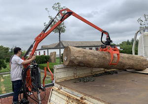Forestey Holzfällerkräne für Brennholz – Benzin-Holzanhänger mit Kran, Holzverlader und Greifer - Product Image 4