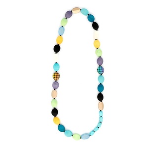 Collar de resina gruesa con cuentas ovaladas amarillas llamativas con cadena ajustable, joyería de moda moderna para mujer, ropa informal y de fiesta - Product Image 5