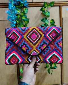 Luxe complexe perles toile tissu chaîne brodé à la main perlé enveloppe fermeture mariages voyage solide sacs à main léger - Product Image 1