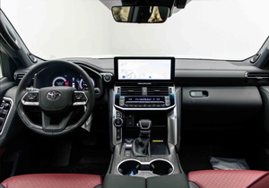 Mejor Oferta 2024 para VXR 3.3L Euro IV 300-400Ps-Attitude Negro Interior Negro y Rojo Oscuro - Product Image 4
