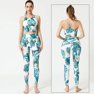 Personalizar 3D impreso mujeres chándal venta al por mayor transpirable 2 piezas conjunto de alta calidad Casual gimnasio entrenamiento Yoga conjunto - Product Image 2