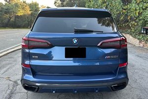 BMW X5 M50i 2022 con Sonido de Motor Potente, Bajo Kilometraje, Configuración Eléctrica Automática, Listo para Enviar - Product Image 2