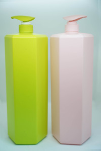 NBT Plastic HDPE 2000 ml Hexagonal <b>bottle</b> <b>Bottle</b> New Design With <b>Spray</b> Cap For Personal Care Shower <b>Room</b> - Product Image 2