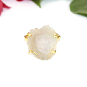 Moda étnica 24K oro punta ajuste Natural geoda Druzy piedra única anillo clásico venta al por mayor joyería de latón para mujeres - Product Image 1