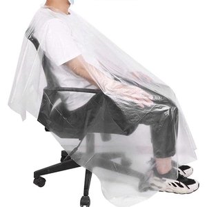 Bata de peluquería de nailon desechable personalizada, capas de peluquero, delantal para estilista, uso en salón, chal de plástico para teñir el cabello - Product Image 1