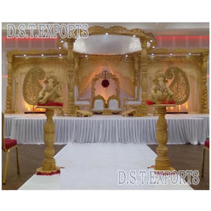 Magnifique mandap de mariage en bois sculpté, tendance allemande, mandap en bois sculpté antique, mandap en bois sculpté pour événements en Australie - Product Image 1