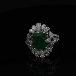 Luxury Lab Grown Diamond Women's <b>Ring</b> 3 Carat EF Color VS1 Clarity <b>Emerald</b> Cut Gold Rose Gold <b>Silver</b> IGI Certified Trendy - Product Image 3