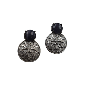 Bijoux à la mode en laiton de haute qualité bijoux en argent se ressemblent bijoux de boucles d'oreilles en pierre pour filles et femmes au meilleur prix - Product Image 1