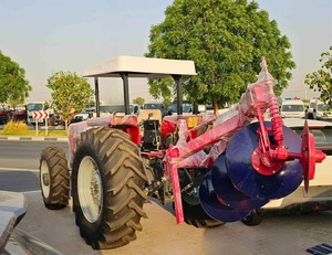 Tractor Massey Ferguson 390 Diésel con Transmisión Manual, Tracción en las 4 Ruedas y Arado de Discos - Product Image 6