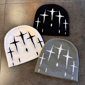 Gorros de Invierno Cálidos de Acrílico de Alta Calidad con Logotipo Personalizado 2025, Gorros de Punto Lisos Teñidos Personalizados para Adultos - Product Image 2