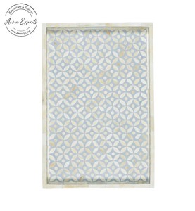 Elegante bandeja decorativa para servir con asas, perfecta para una exhibición y organización elegantes en su hogar - Product Image 6