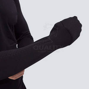 Capa base personalizada de los hombres para la fábrica de deportes al aire libre directo de Pakistán productos de caballos de alta calidad - Product Image 5