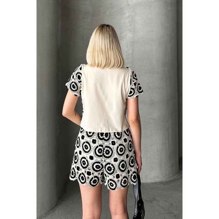 Women's Black Crew Neck Lined Embroidered Blouse Prm0854