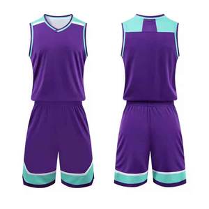 Uniforme de basket-ball unisexe fabriqué au Pakistan dernière conception respirant à séchage rapide vêtements d'entraînement personnalisés bas prix dans le prix de gros - Product Image 1