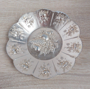 Best-seller Aluminium métal Design Chargeur Assiettes Vaisselle Service Alimentaire Décor de table Plat Vaisselle - Product Image 2