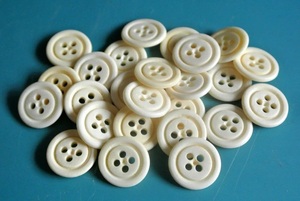 Botones de cuerno y hueso 100% naturales hechos a medida adecuados para fabricantes de camisas ideales para reventa - Product Image 4