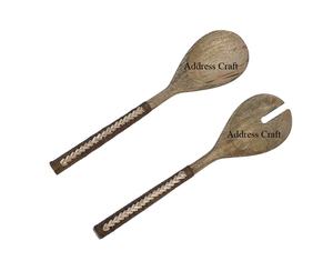 Poignée en rotin tissé à la main de qualité supérieure couverts poignée en osier décoratif serveur à salade fourchette en bois cuillère ensemble outils à salade cuisine - Product Image 1