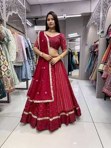 Mariage mariée Lehenga Choli designer indien Bollywood Style rouge noir Lehenga brodé cousu Blouse Dupatta de haute qualité - Product Image 3