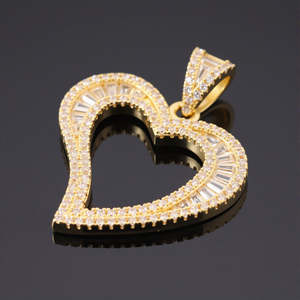 Collar con colgante de casco Spartan Warrior para mujer, joyería de acero de aspecto táctico - Product Image 4