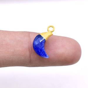 Colgante de Sodalita en Forma de Media Luna, Chapado en Oro, Amuleto de Piedra Preciosa, Colgante Pequeño Hecho a Mano para Joyería DIY y Regalo de San Valentín - Product Image 2