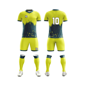 Ensemble de maillots de football 100 % polyester de haute qualité, fabrication directe usine, respirant, personnalisable avec nom d'équipe, entièrement sublimé - Product Image 5