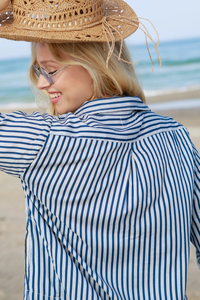 Nouvel arrivage de chemises à col rabattu surdimensionnées à rayures verticales chemises chemisier multicolores pour femmes chemises décontractées à rayures verticales pour femmes - Product Image 3