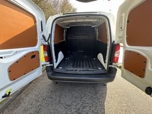 TOYOTA PROACE CITY 2022 USADO, Volante a la Izquierda/Derecha - Product Image 5