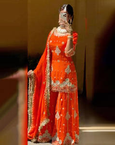 Colección de Vestidos Étnicos Modernos de Diseño Indio para Damas, Traje Sharara Gharara con Bordado Intenso, Nuevo Estilo para Fiestas - Product Image 1