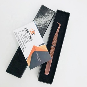 Pince à épiler d'extension de cils à pointe de fibre de logo personnalisé en acier inoxydable plaqué or rose méga volume de cils de vison de type botte pince à épiler - Product Image 6